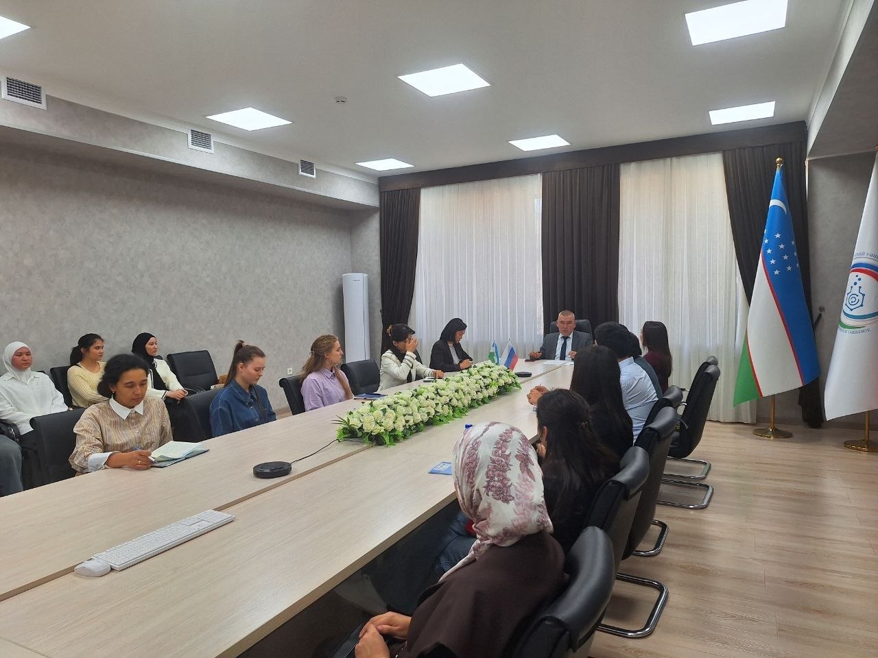 Meeting of the Branch Management with Young Teachers and Scientists