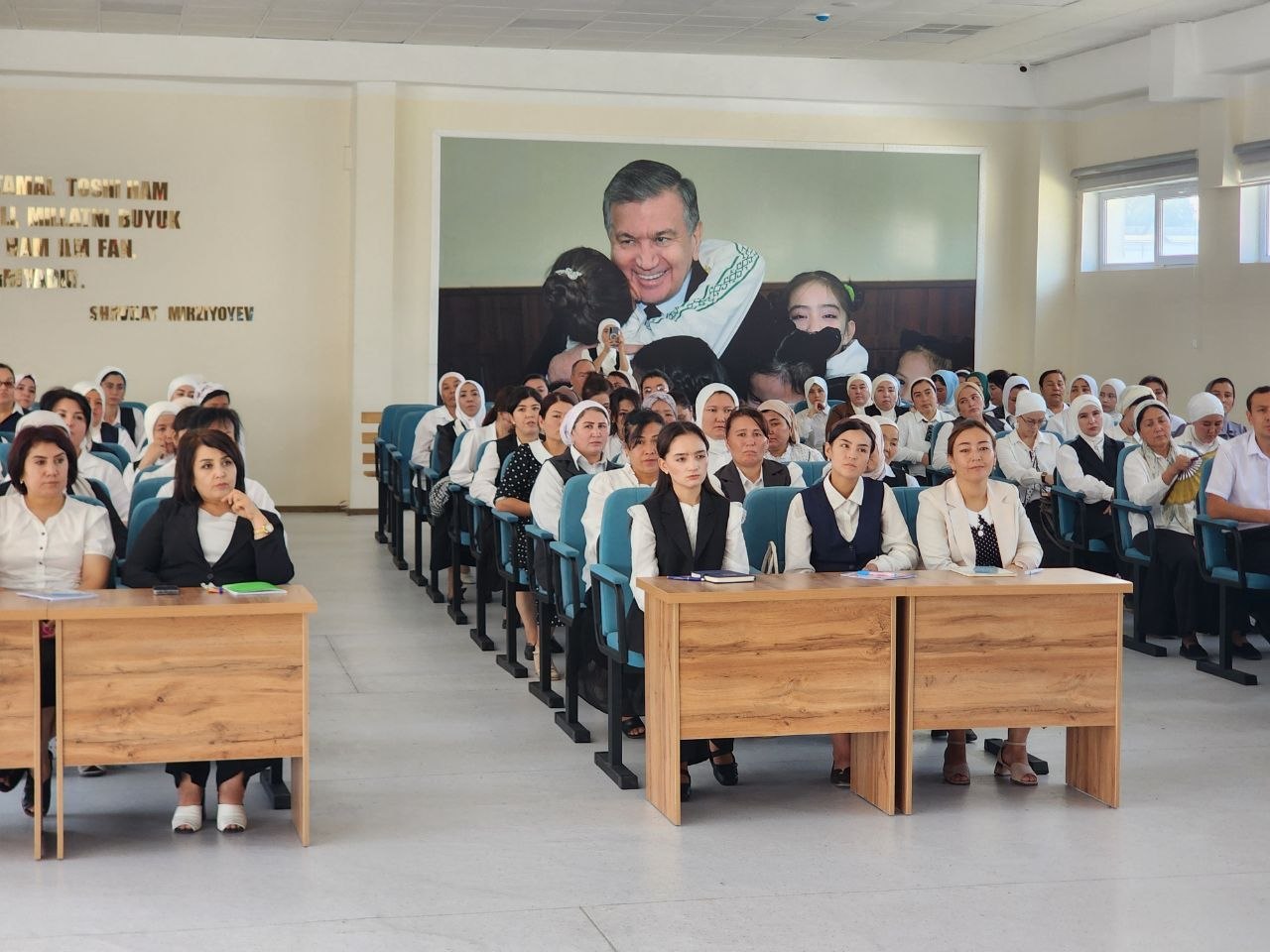 A large-scale series of seminars for chemistry teachers has started in Kokand.